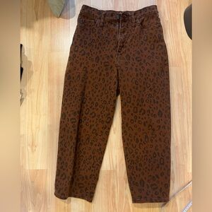 Universal Thread Brown Leopard Print Cropped jeans